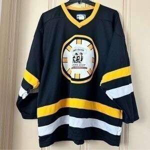 Two guys Smoke Shop men’s jersey size XL